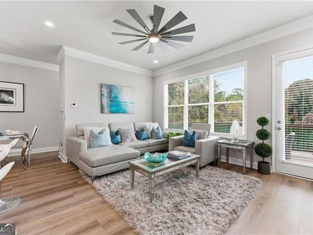 Townhouse for sale in Decatur, Georgia