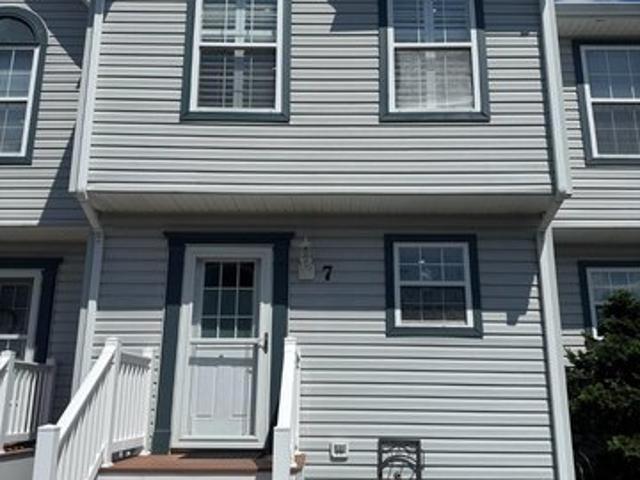 Condo for sale in Delaware