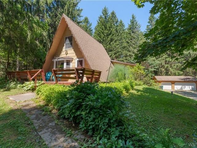 House for sale in Silver Springs, New York