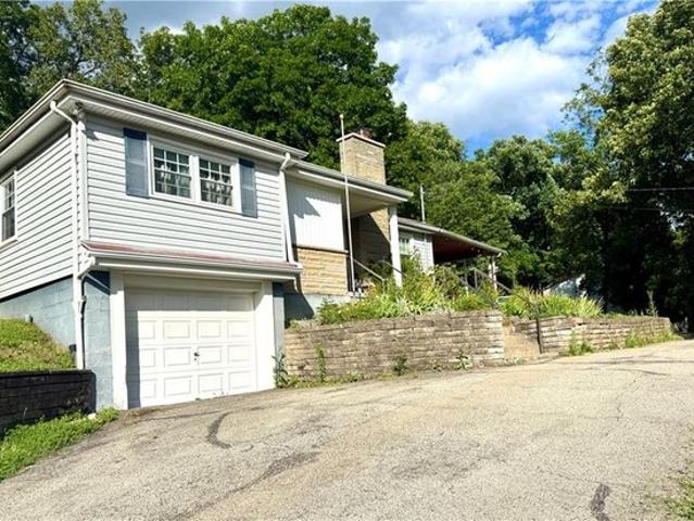 House for sale in New Kensington, Pennsylvania