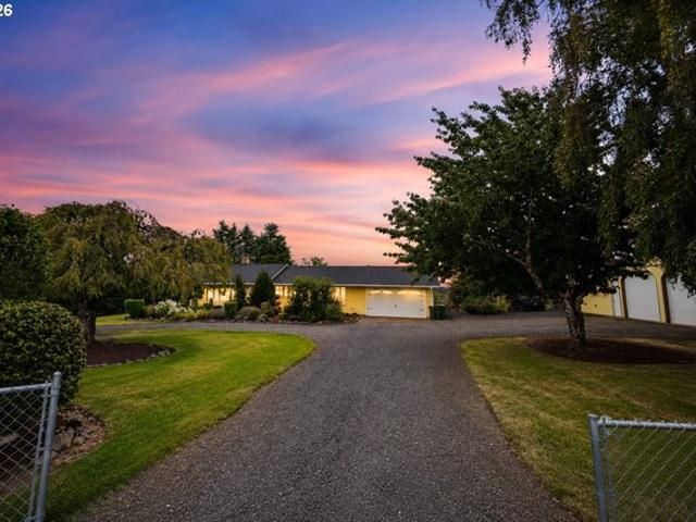 House for sale in Oregonia
