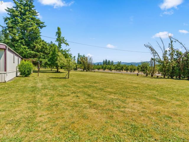 House for sale in Creswell