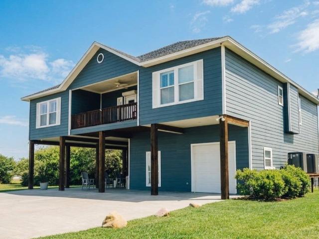 House for sale in Seadrift, Calhoun County