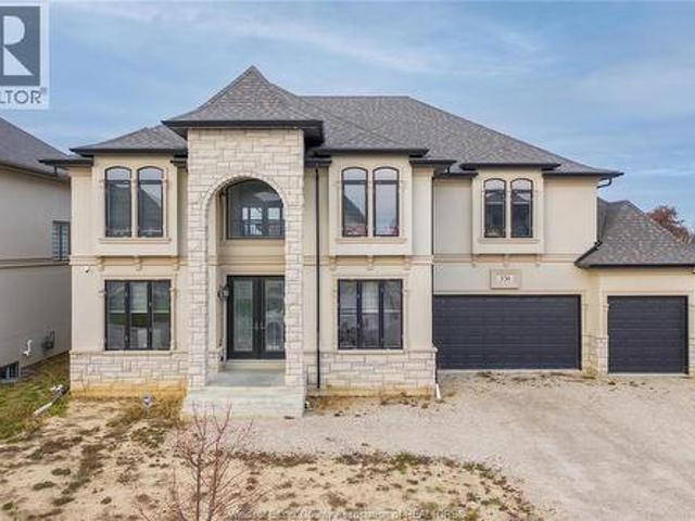 House for sale in Amherstburg, Ontario