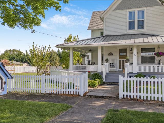 House for sale in Oregonia