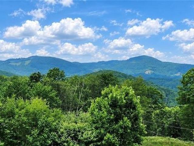 House for sale in Avery, North Carolina