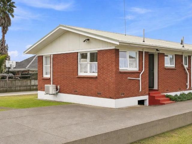 Apartment for rent in Waterview, Albert-Eden