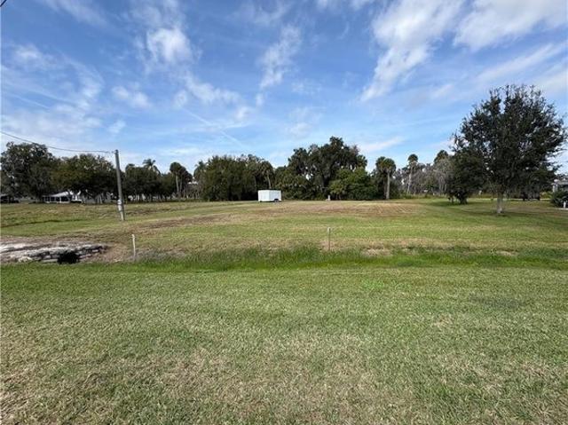 Land for sale in Lorida, Florida