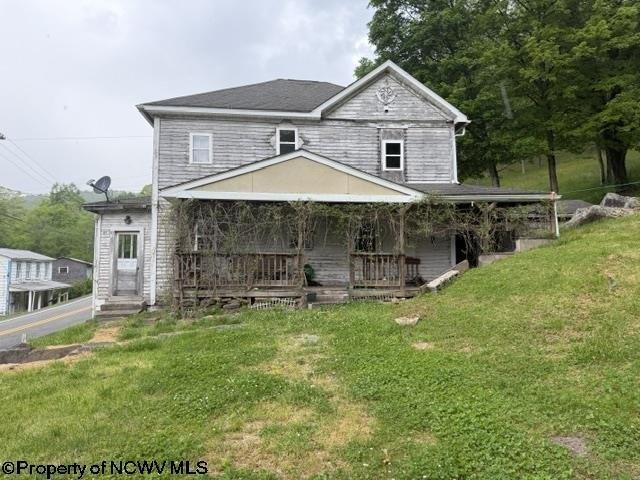 House for sale in Moatsville, West Virginia