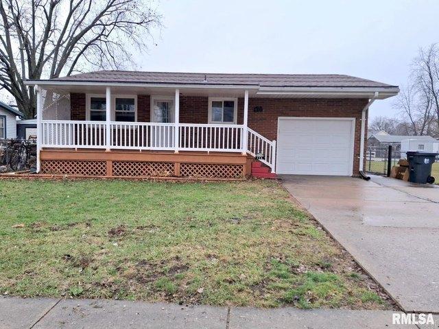 House for sale in Fulton, Illinois