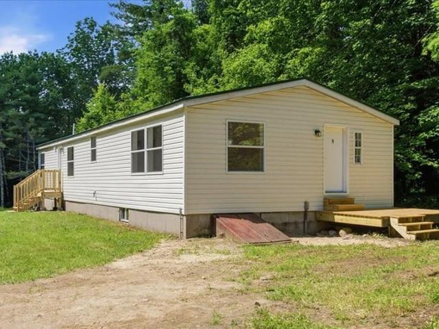 House for sale in Monmouth, Maine