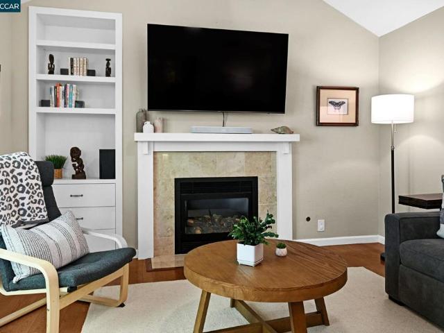 Condo for sale in Walnut Creek, California