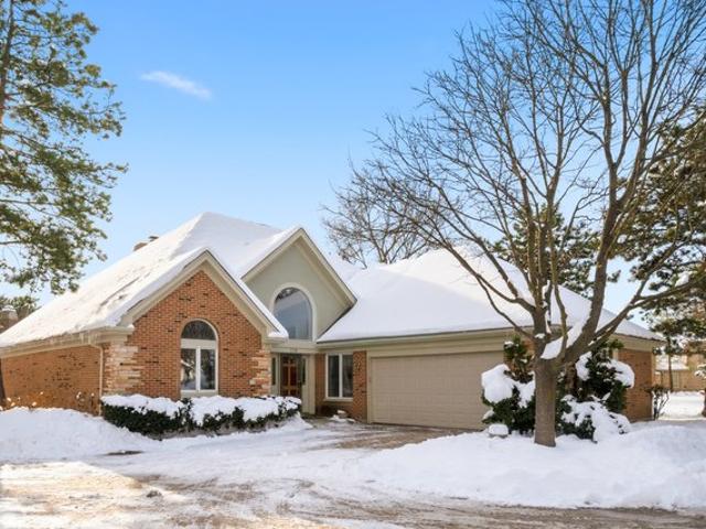 House for sale in Lincolnshire, Illinois
