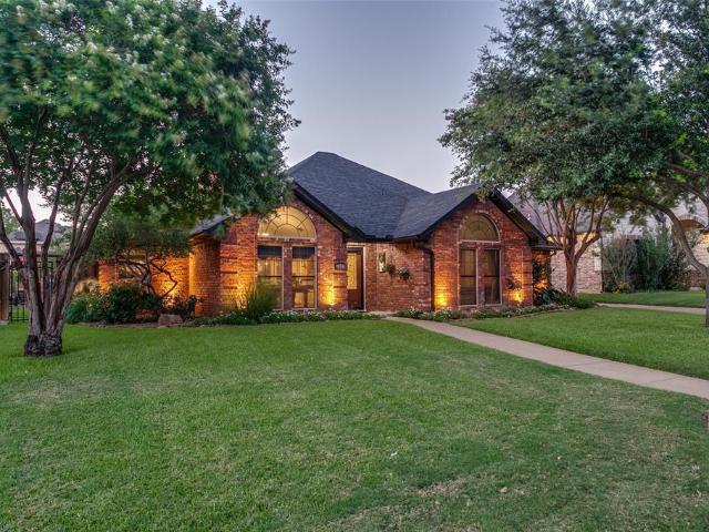 House for sale in Hurst, Texas