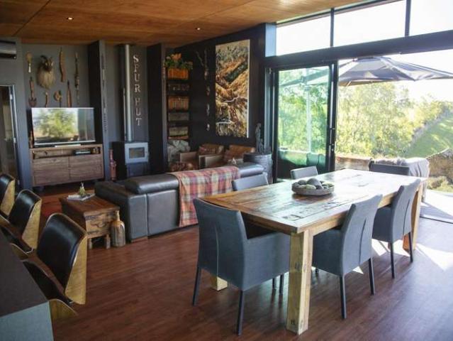 Property for sale in Rosewill, Canterbury