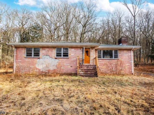 Property for sale in Layton, New Jersey
