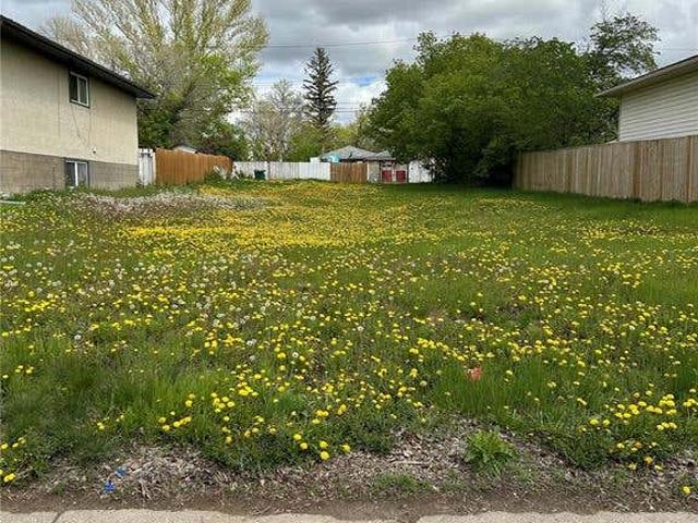 Land for sale in Saskatoon, Saskatchewan