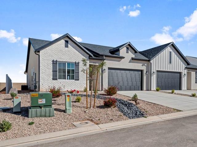 Townhouse for sale in Iron, Utah