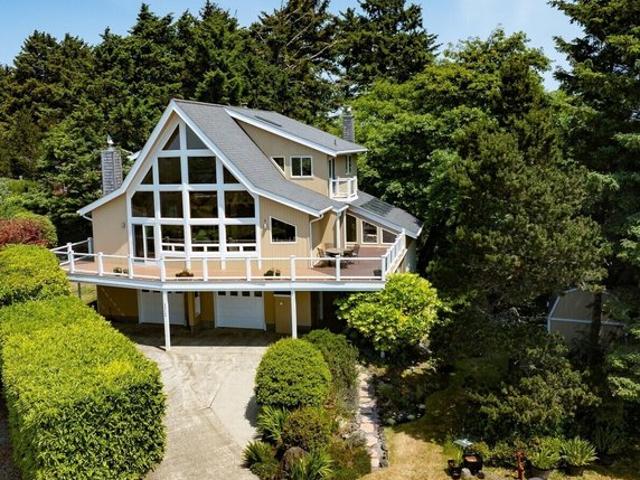 House for sale in Ocean Park, Washington