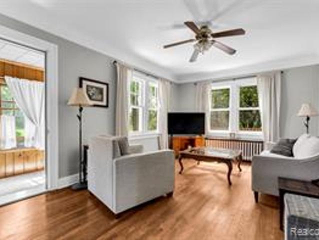House for sale in Fraser, Michigan