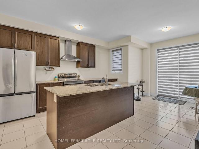 Townhouse for sale in Woburn, Ontario