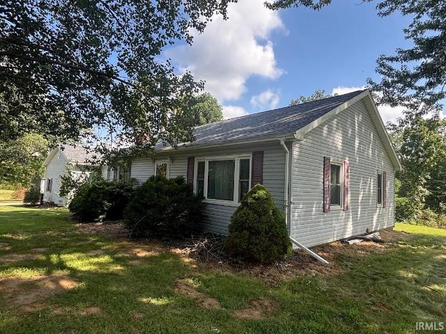 House for sale in Winslow, Indiana