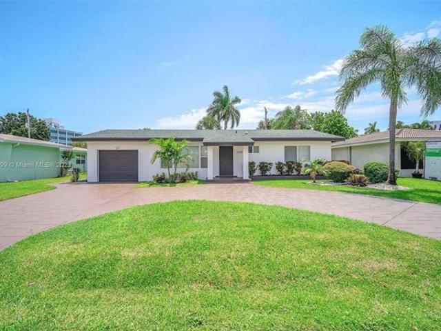 House for sale in Oakland Park, Florida