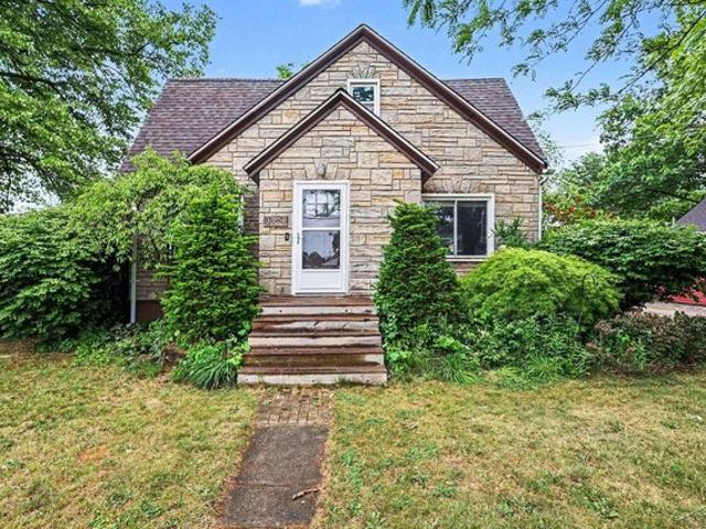 House for sale in Carrollton, Michigan