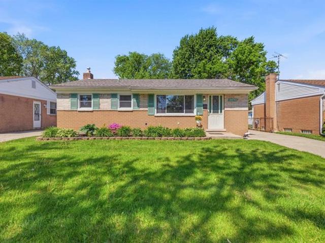 House for sale in Clinton Township, Michigan