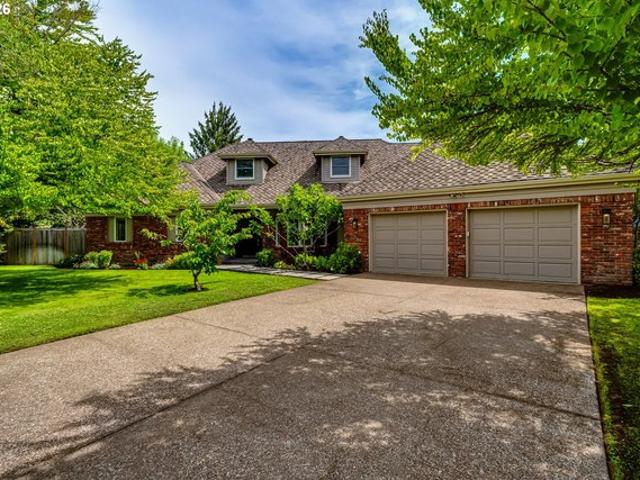 House for sale in Oregonia