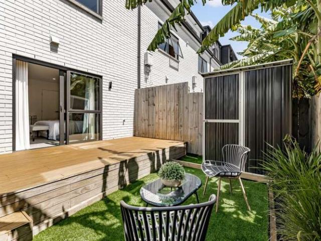 Townhouse for rent in Hillersden