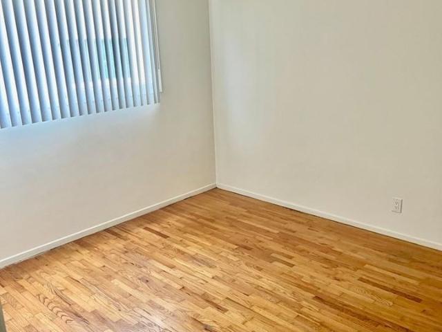 Apartment for rent in Canoga Park, California