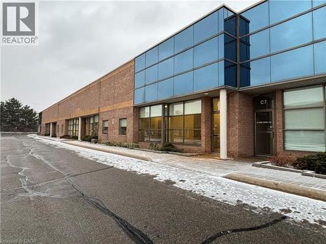Commercial for rent in Burlington, Ontario