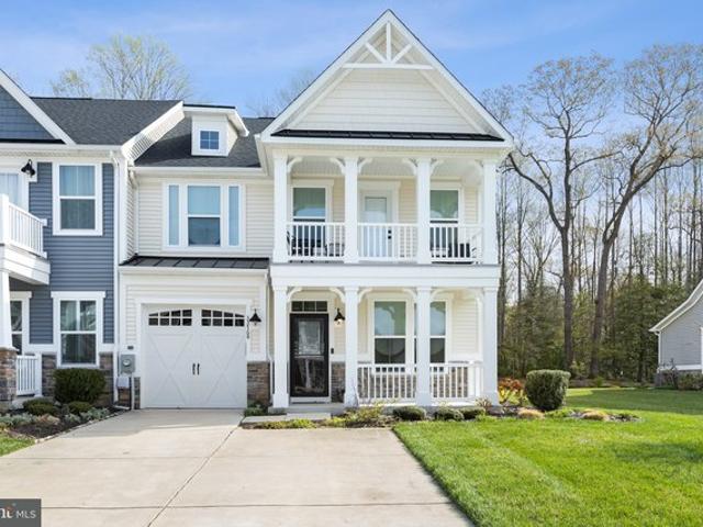 Townhouse for sale in Delaware