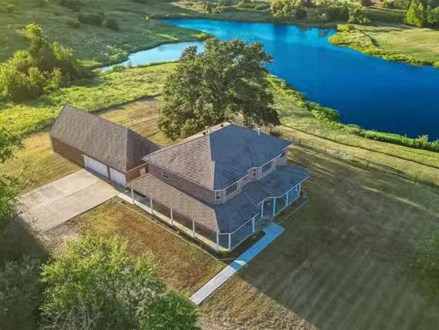 House for sale in Sulphur Springs