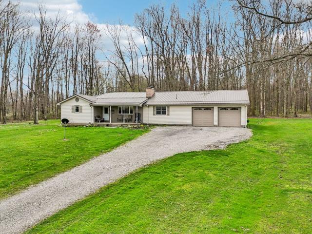 House for sale in New Bedford, Pennsylvania