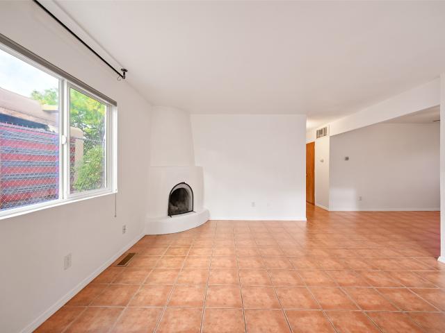 House for sale in Pueblos de Rodeo, Santa Fe