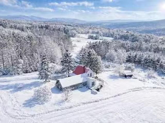 House for sale in Dixville, Quebec