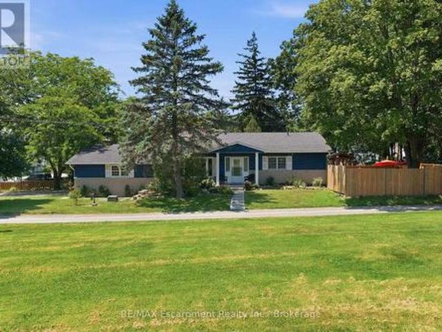 House for sale in Ancaster, Ontario
