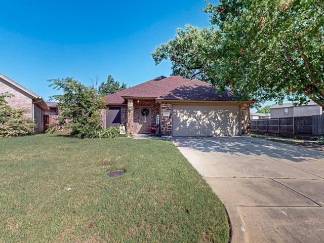 House for sale in Hurst, Texas