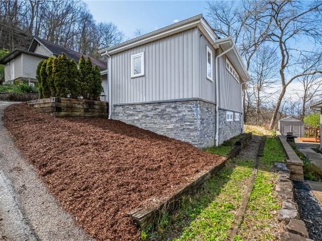 House for sale in Indianola, Pennsylvania