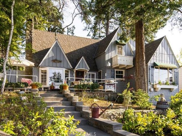 House for sale in Cedar Glen, California