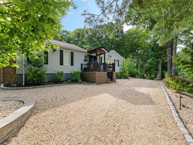 House for sale in Wading River, New York