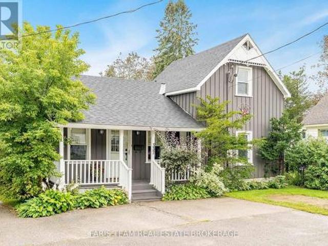 House for sale in Orillia, Central Ontario