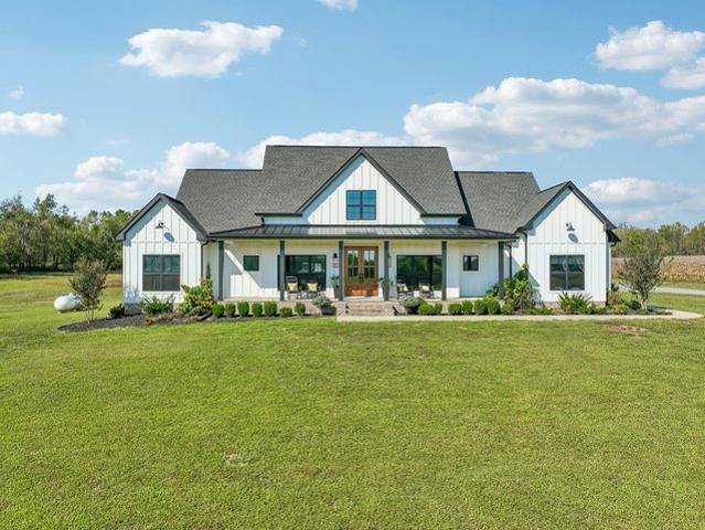 House for sale in Westmoreland, Middle Tennessee
