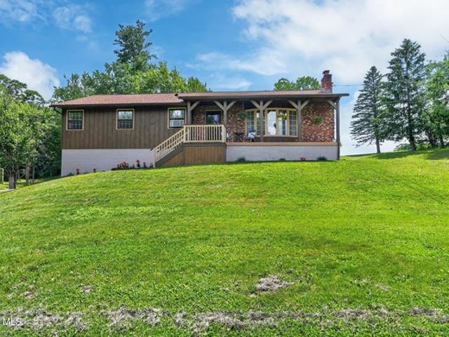 House for sale in Schenectady, New York