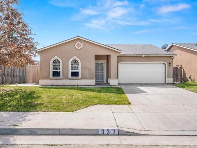 House for sale in Orange Cove, California