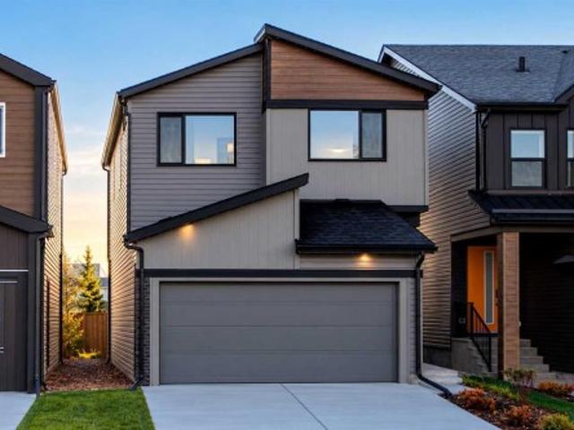 House for sale in Rangeview, Calgary