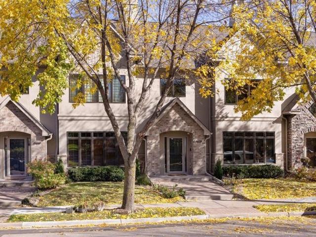 Townhouse for sale in Hennepin, Minnesota