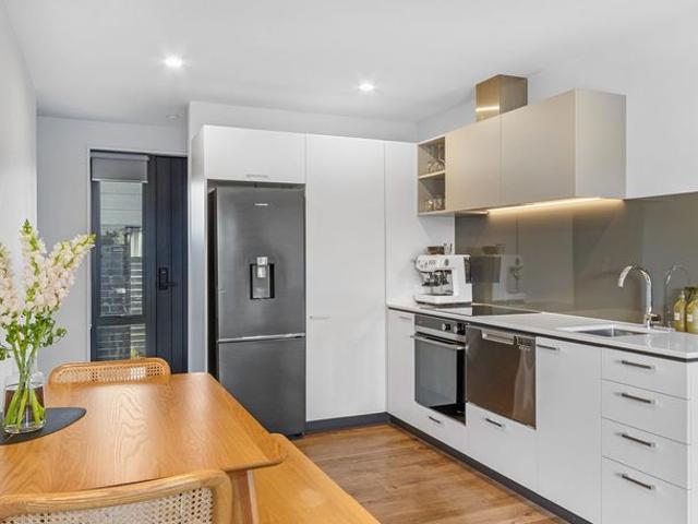 House for rent in Christchurch Central, Linwood-Central-Heathcote Community